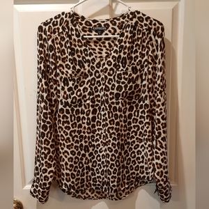 Express Animal Print Long Sleeve V-neck Button Down Shirt size XS